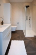 Gäste-WC - Luxuriöses Einfamilienhaus im Landhausstil mit Einliegerwohnung