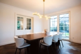 Esszimmer - Luxuriöses Einfamilienhaus im Landhausstil mit Einliegerwohnung