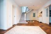 Flur - Luxuriöses Einfamilienhaus im Landhausstil mit Einliegerwohnung