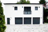 Nebengebäude - Luxuriöses Einfamilienhaus im Landhausstil mit Einliegerwohnung